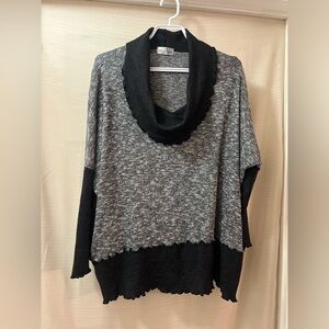 🔴 Vine Street Black and Gray Women's Sweater size s/m over size flowy feminine